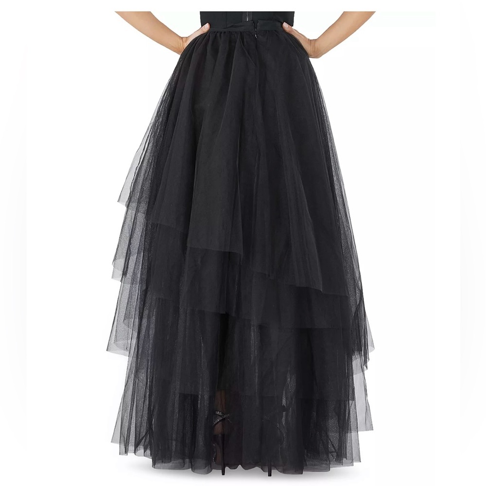 SOLD
BCBGMAXAZRIA
Tiered Tulle Ruffle Skirt - Picture 2 of 11